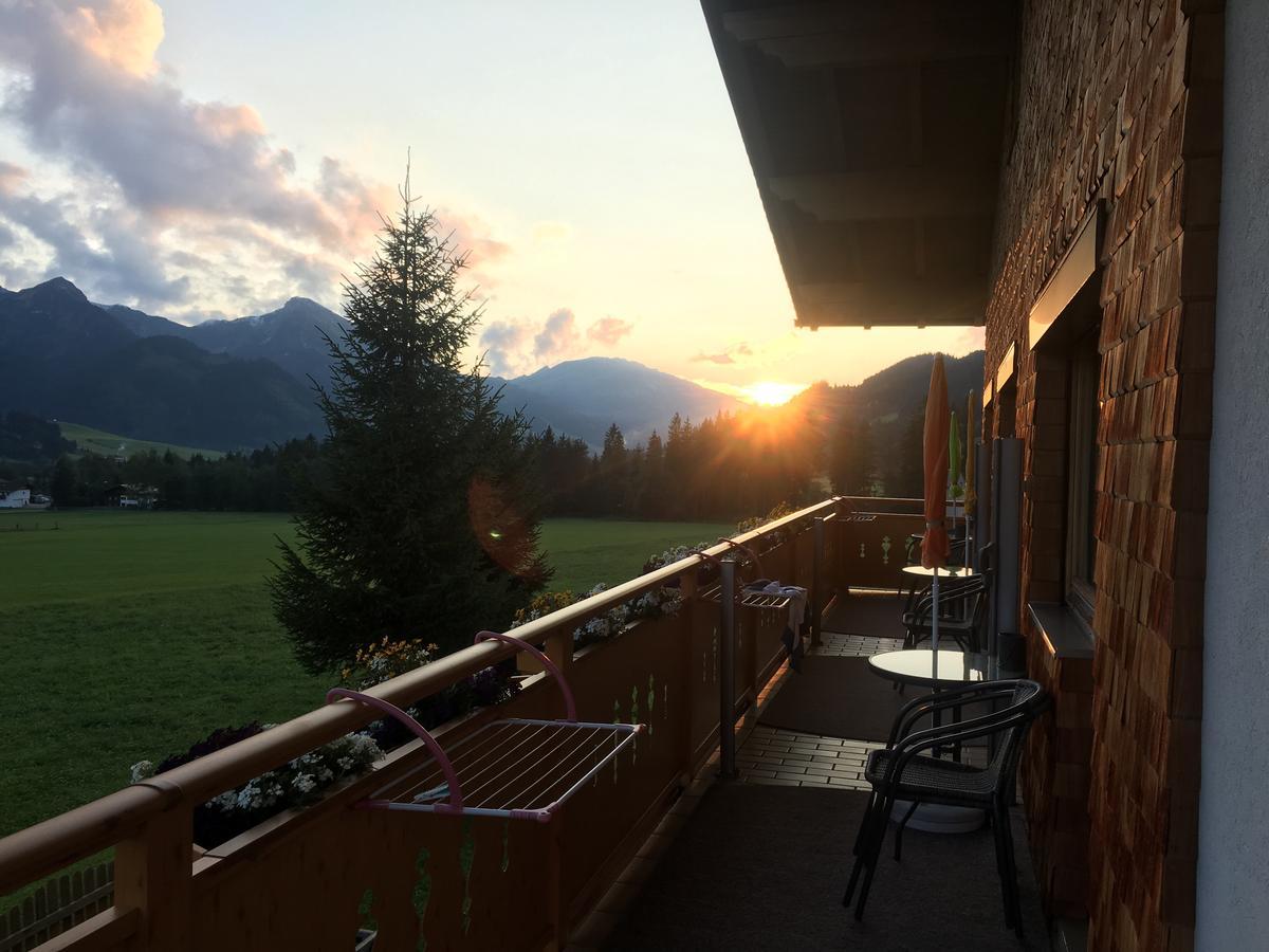 Haus Lorenz Grän Buitenkant foto